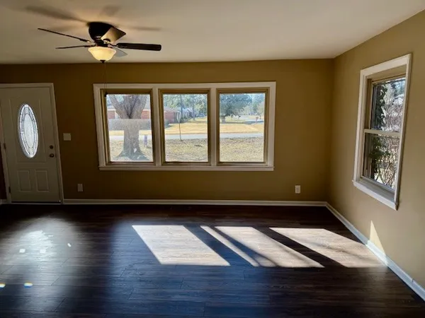 $239,900 | 406 Foxboro Lane, Tullahoma, TN 37388