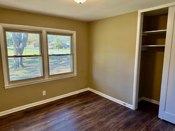 $239,900 | 406 Foxboro Lane, Tullahoma, TN 37388