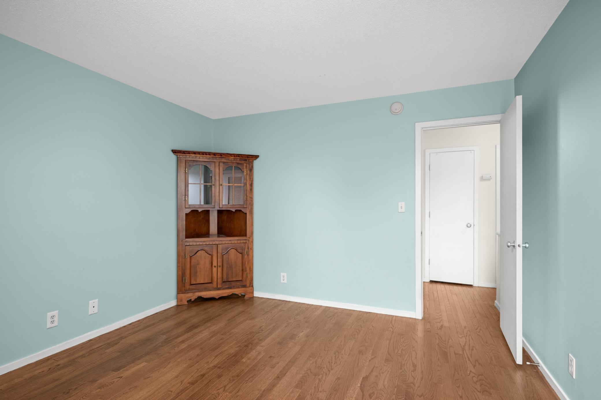 6373 Barrie Road Edina, MN 55435 - Photo 21 of 36