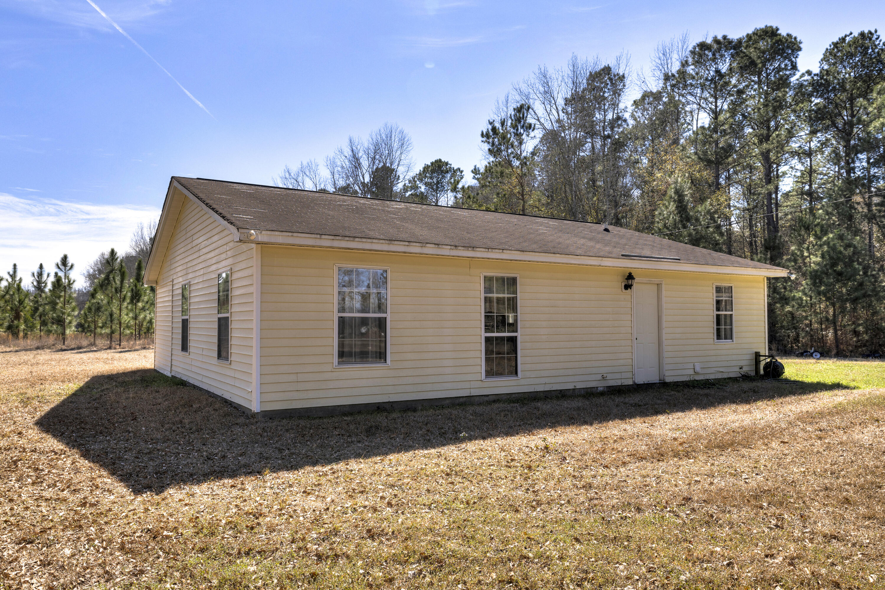 1625 Jerro Road Manning, SC 29102 - Photo 18 of 44 12
