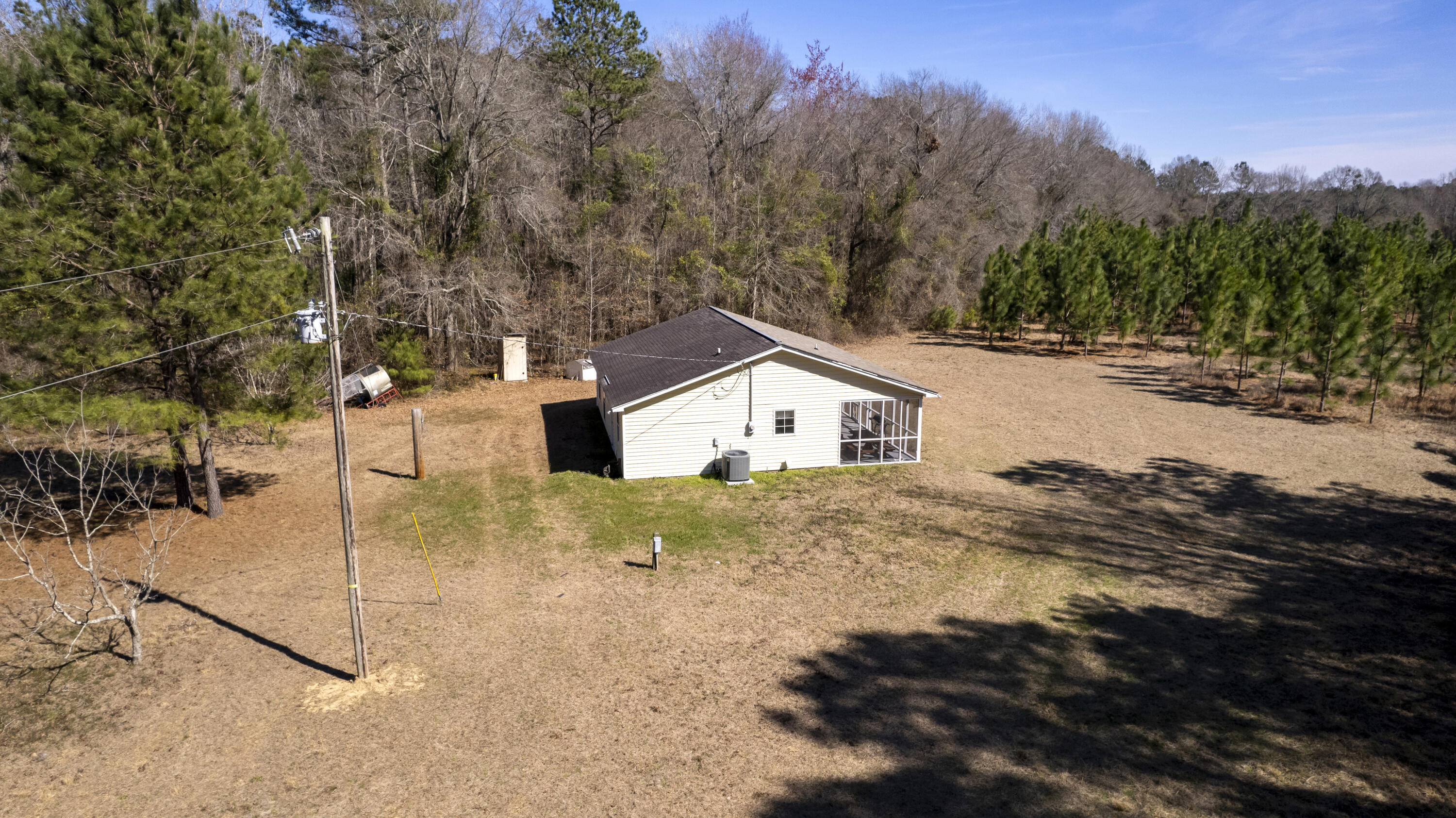 1625 Jerro Road Manning, SC 29102 - Photo 5 of 44 18