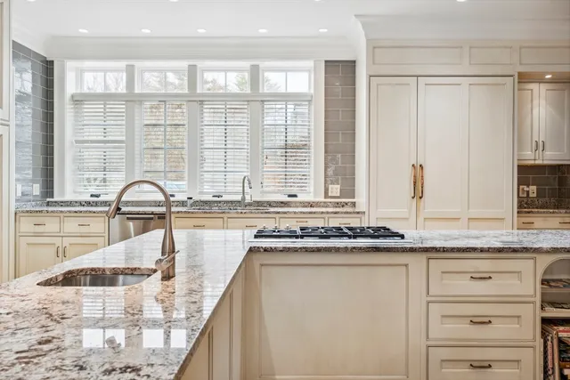 $3,200,000 | 19 High Ridge Drive, Mattapoisett, MA 02739