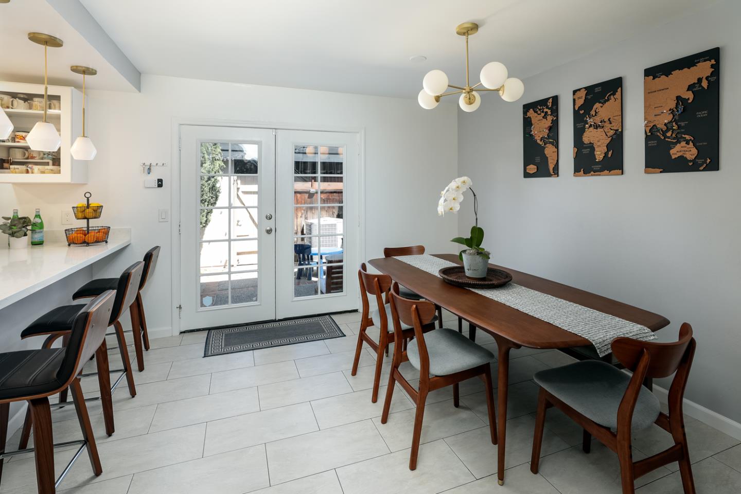1394 North Loop Drive San Jose, CA 95126 - Photo 7 of 40 a dining room with furniture and window