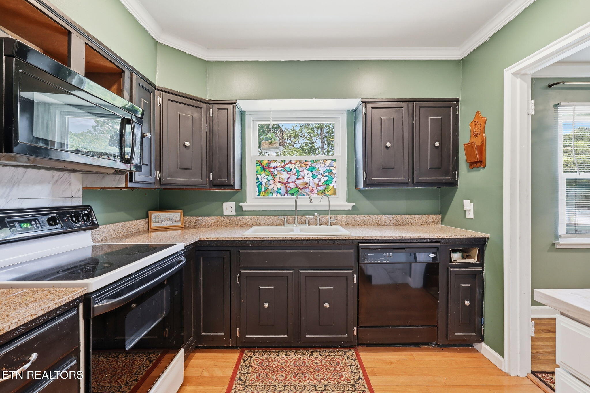 124 Salem Road Oak Ridge, TN 37830 - Photo 11 of 44 Kitchen