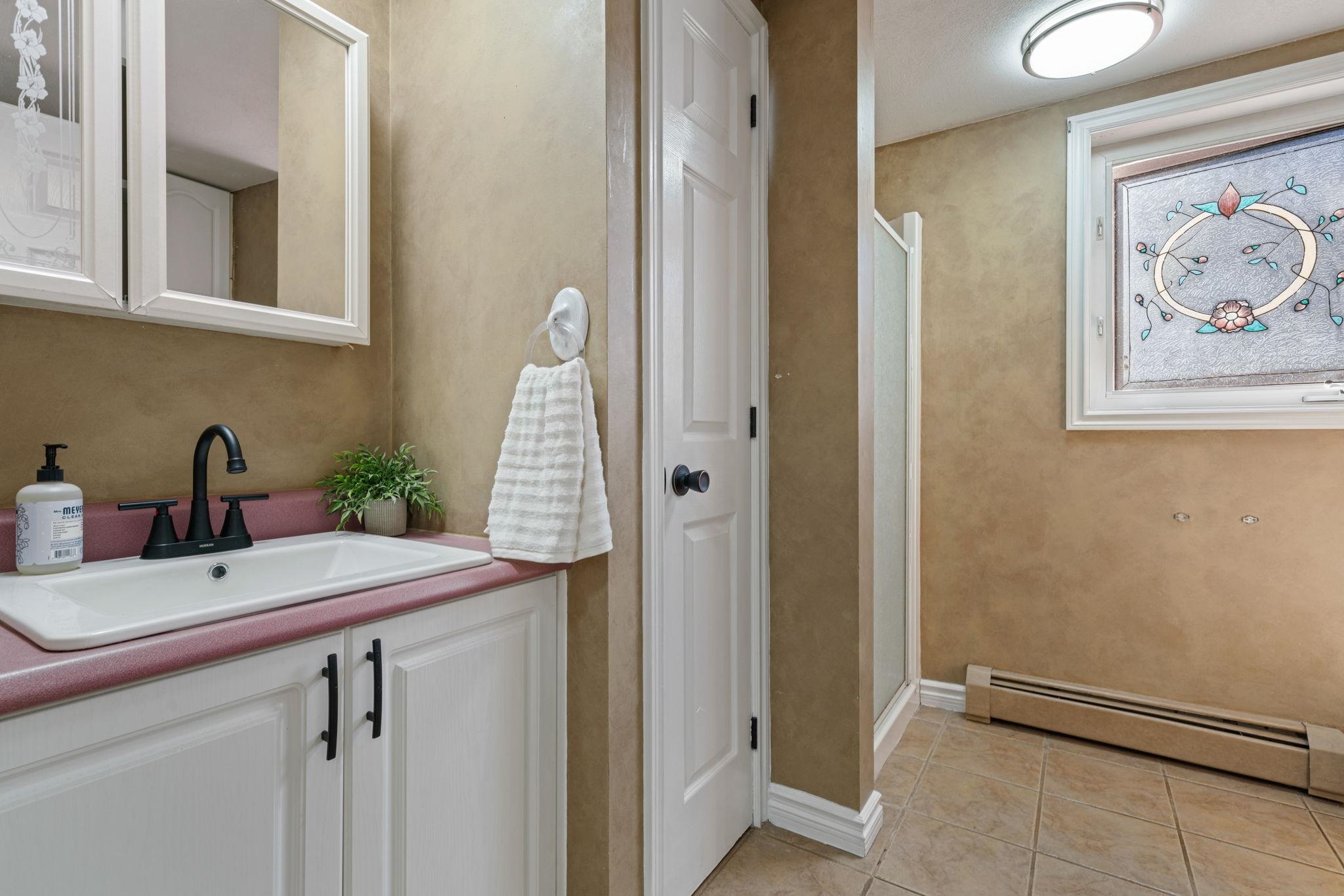 5 Sanborn Road Derry, NH 03038 - Photo 5 of 47