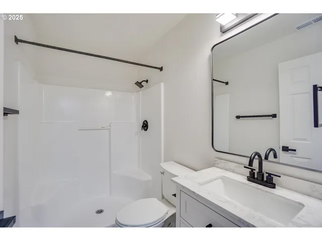 $799,000 | 3704 Northwest Orchard Court, Camas, WA 98607