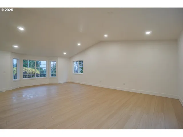 $799,000 | 3704 Northwest Orchard Court, Camas, WA 98607