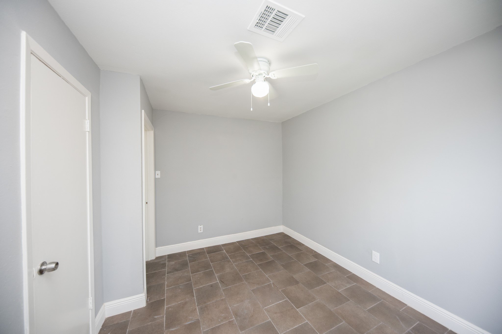 9407 Pipestone Street Houston, TX 77074 - Photo 17 of 32