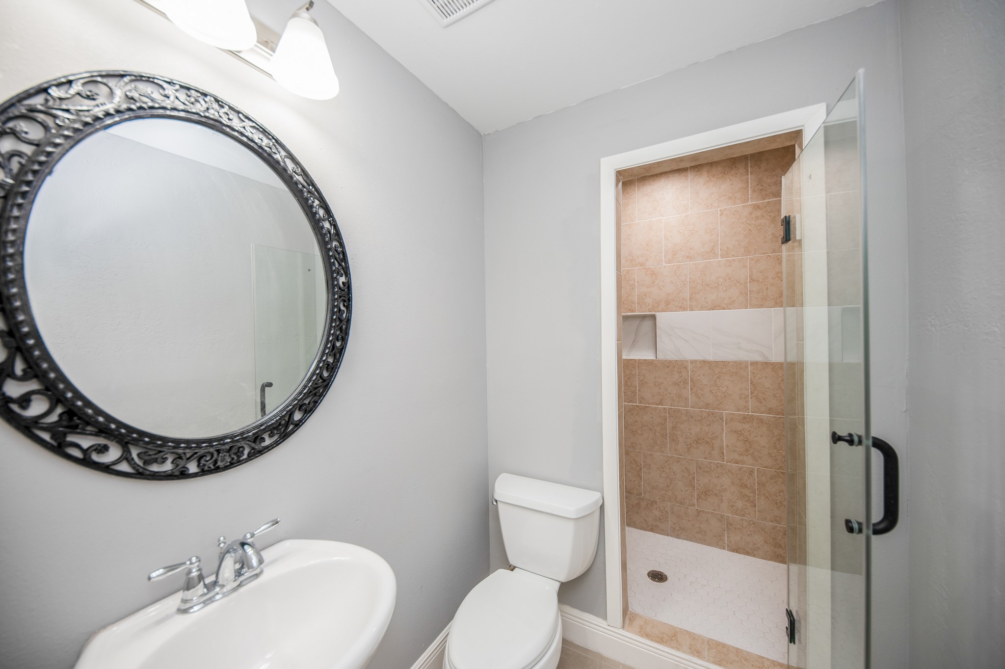 9407 Pipestone Street Houston, TX 77074 - Photo 27 of 32