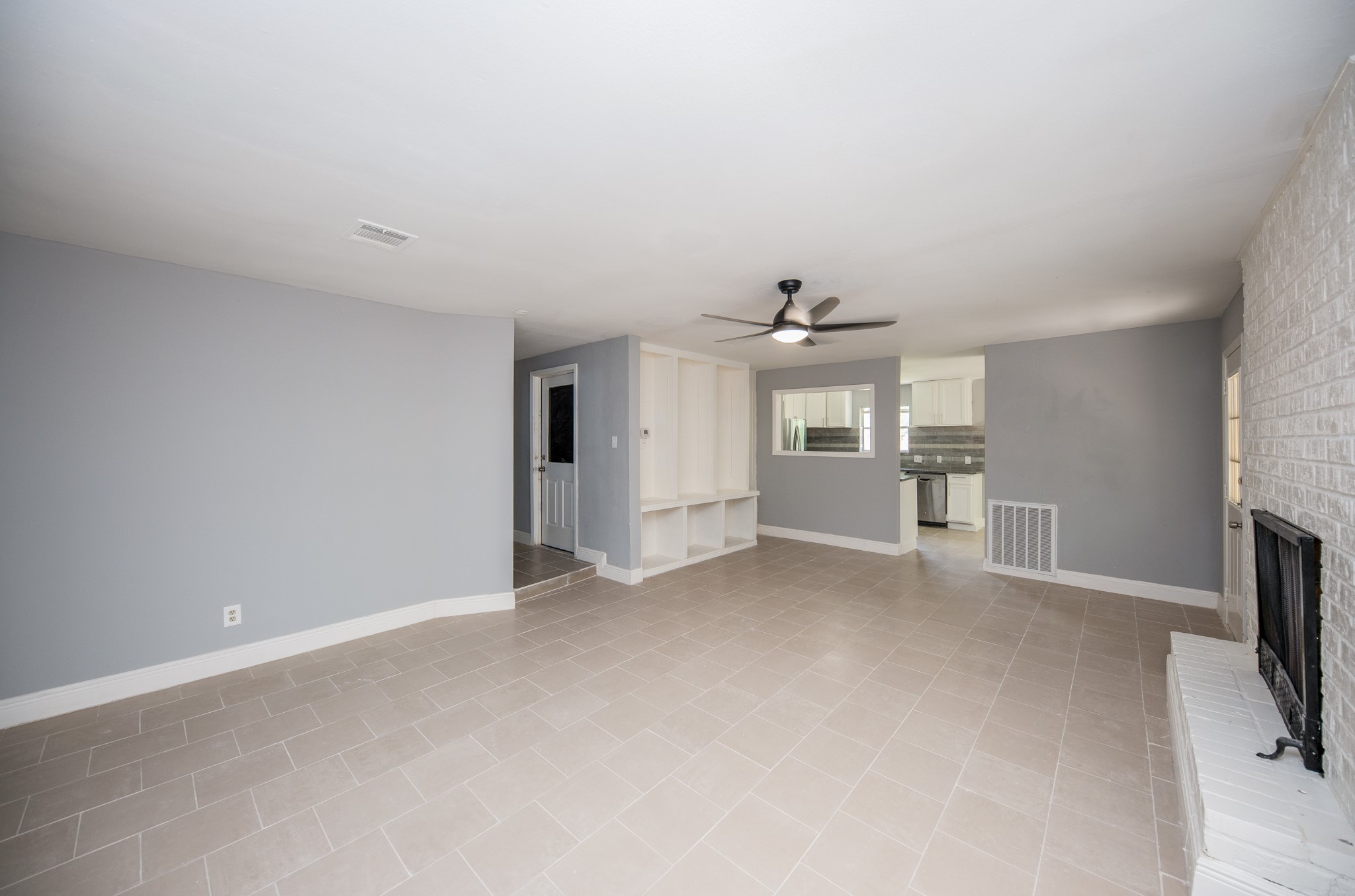 9407 Pipestone Street Houston, TX 77074 - Photo 5 of 32