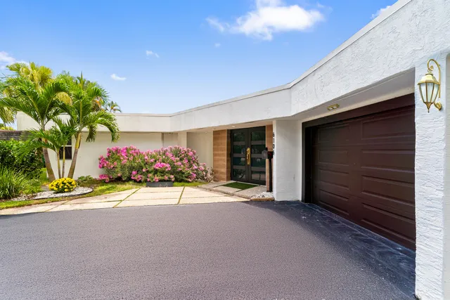$1,190,000 | 6106 Royal Poinciana Lane, Tamarac, FL 33319