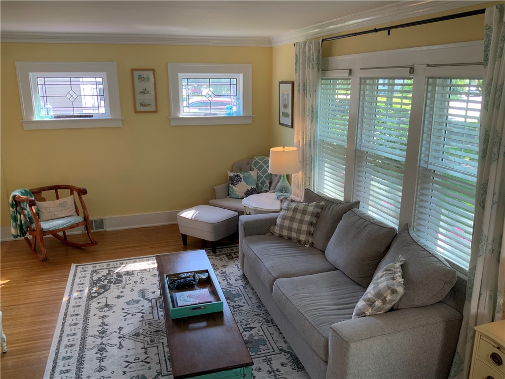 233 Wildmere Road Irondequoit, NY 14617 - Photo 14 of 44