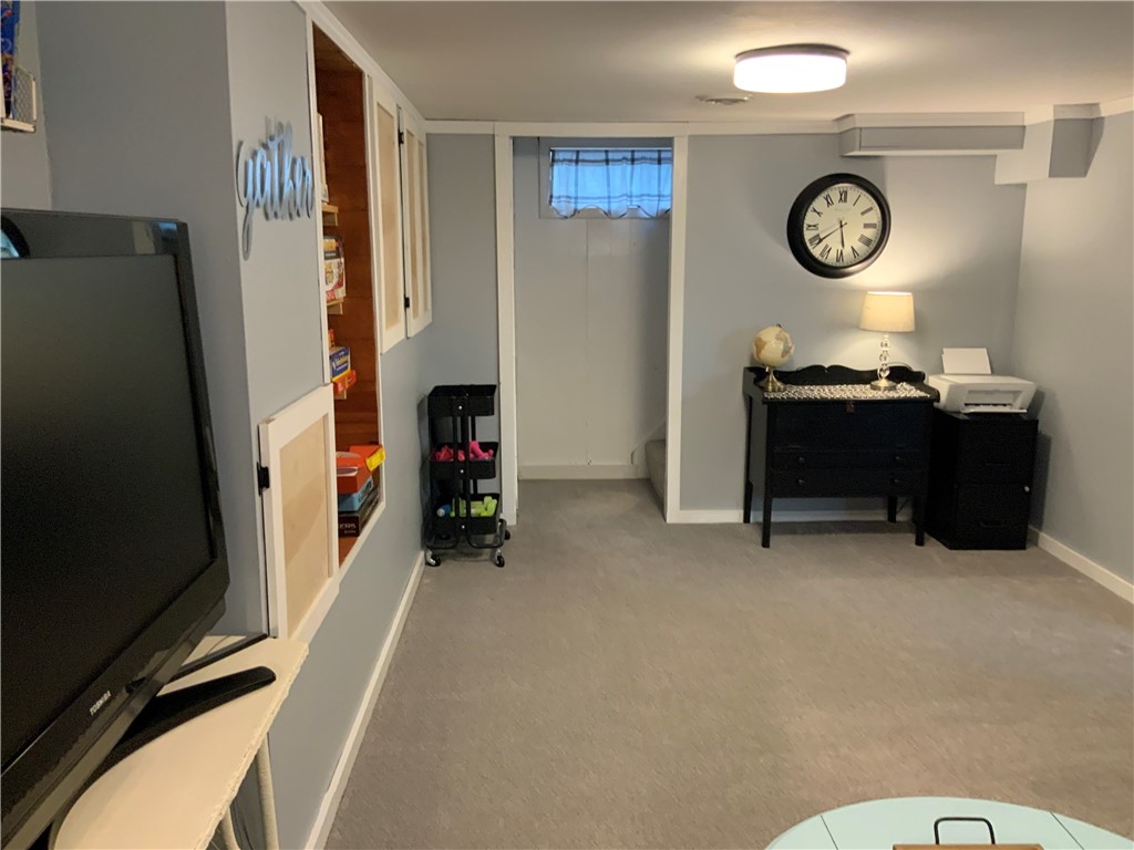 233 Wildmere Road Irondequoit, NY 14617 - Photo 38 of 44