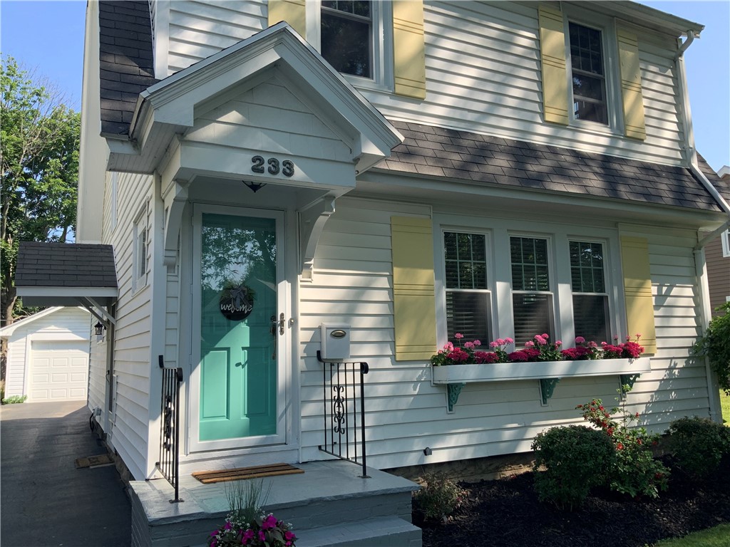 233 Wildmere Road Irondequoit, NY 14617 - Photo 4 of 44