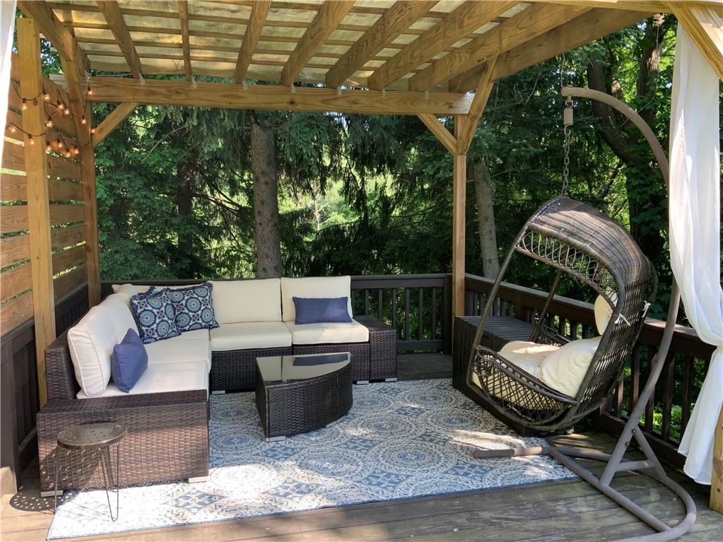 233 Wildmere Road Irondequoit, NY 14617 - Photo 9 of 44