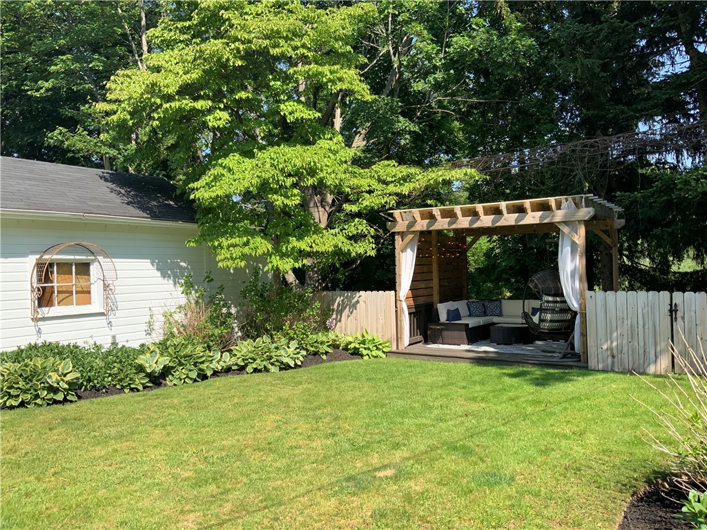 233 Wildmere Road Irondequoit, NY 14617 - Photo 10 of 44