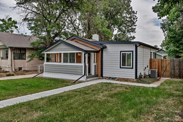 a house view with a garden space