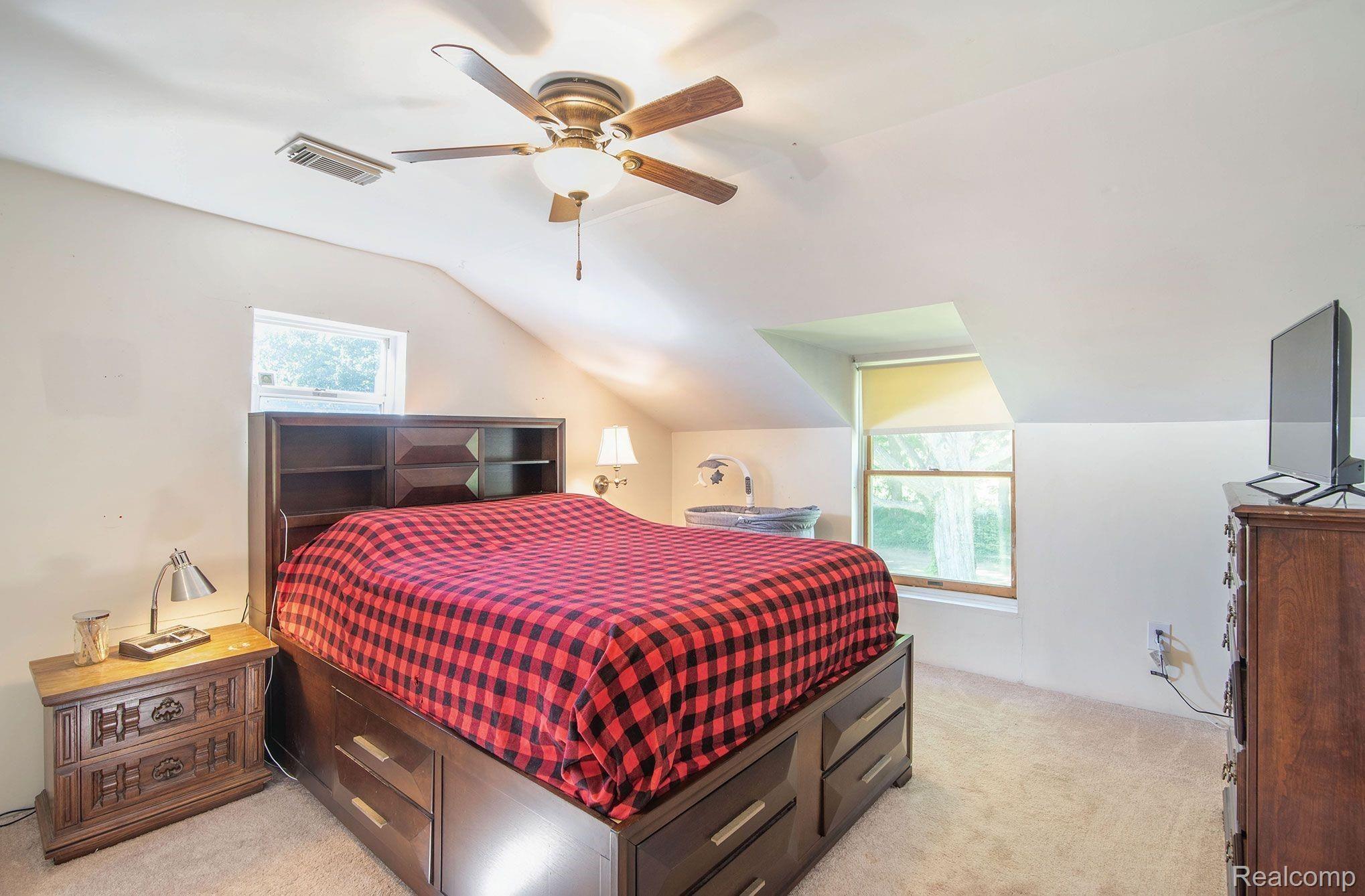 11942 North Latson Road Linden, MI 48451 - Photo 18 of 31 PhOEN3D8.jpeg