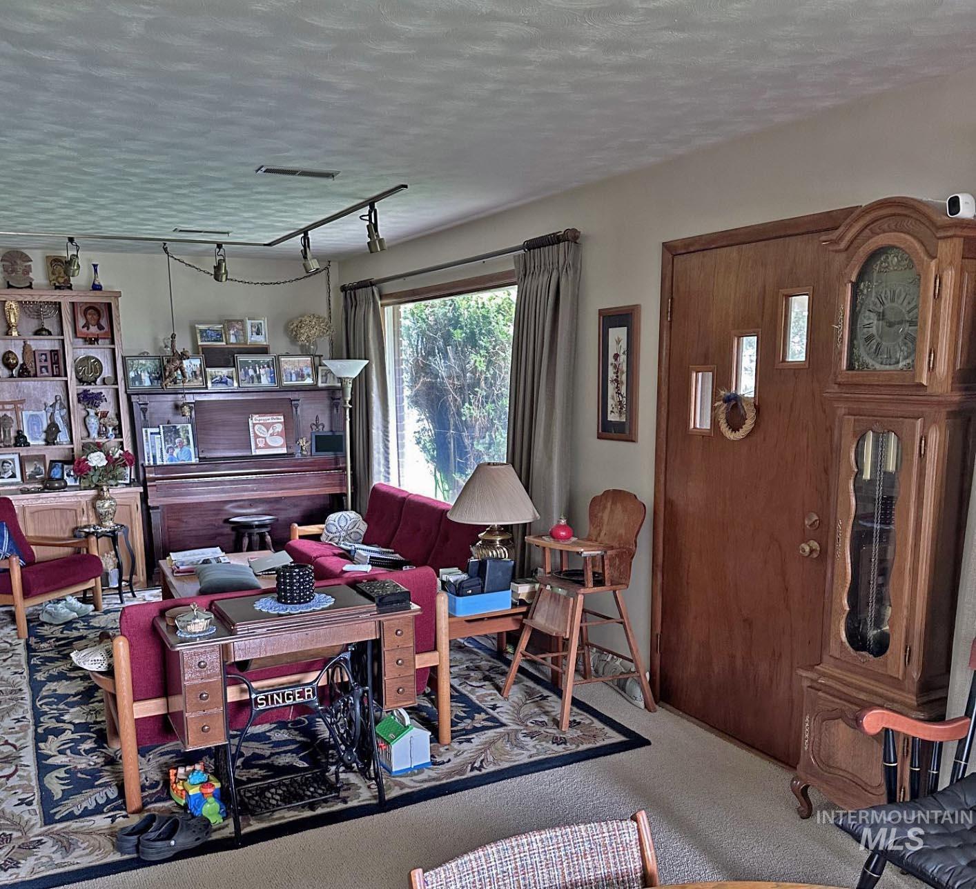 22347 Upper Pleasant Ridge Road Caldwell, ID 83607 - Photo 12 of 27