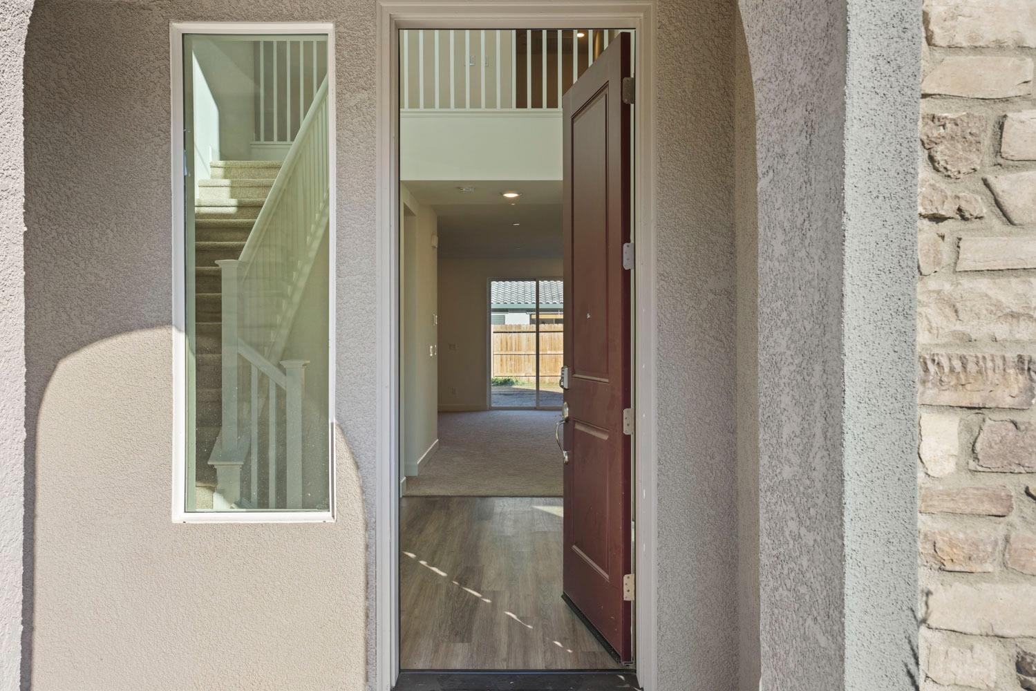 2345 Raphael Way Lodi, CA 95242 - Photo 4 of 62 Gallery Image 4