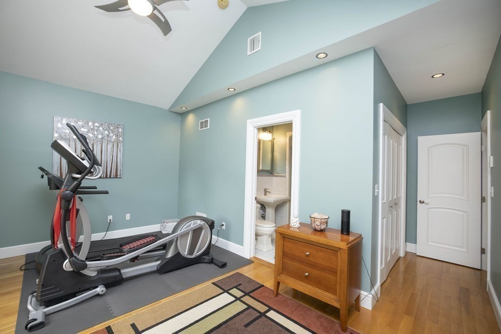 15 Elizabeth Drive Rochester, MA 02770 - Photo 27 of 42