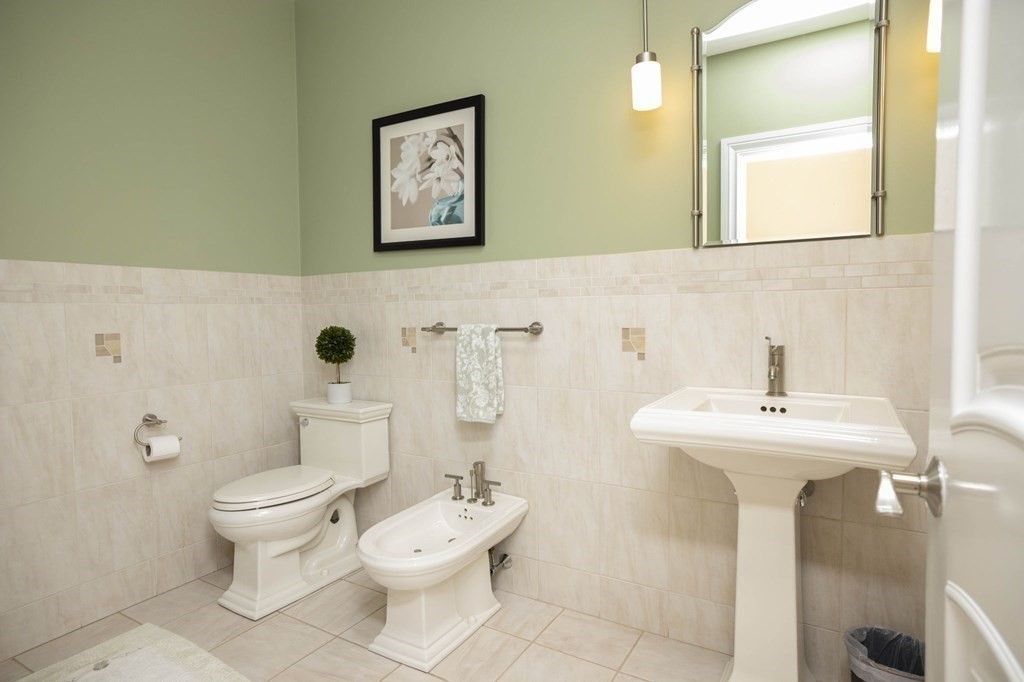 15 Elizabeth Drive Rochester, MA 02770 - Photo 28 of 42