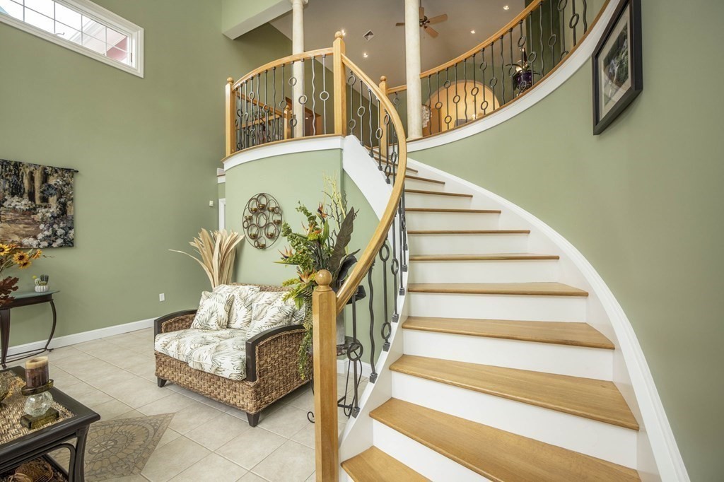 15 Elizabeth Drive Rochester, MA 02770 - Photo 32 of 42