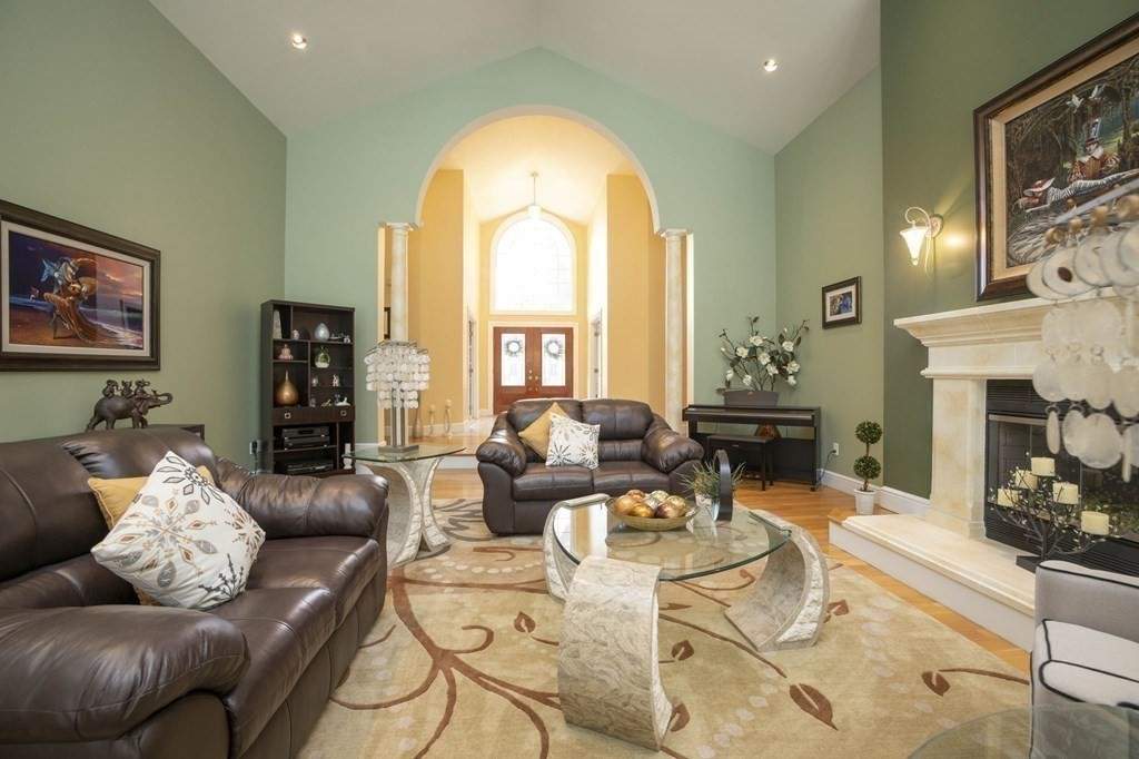 15 Elizabeth Drive Rochester, MA 02770 - Photo 7 of 42