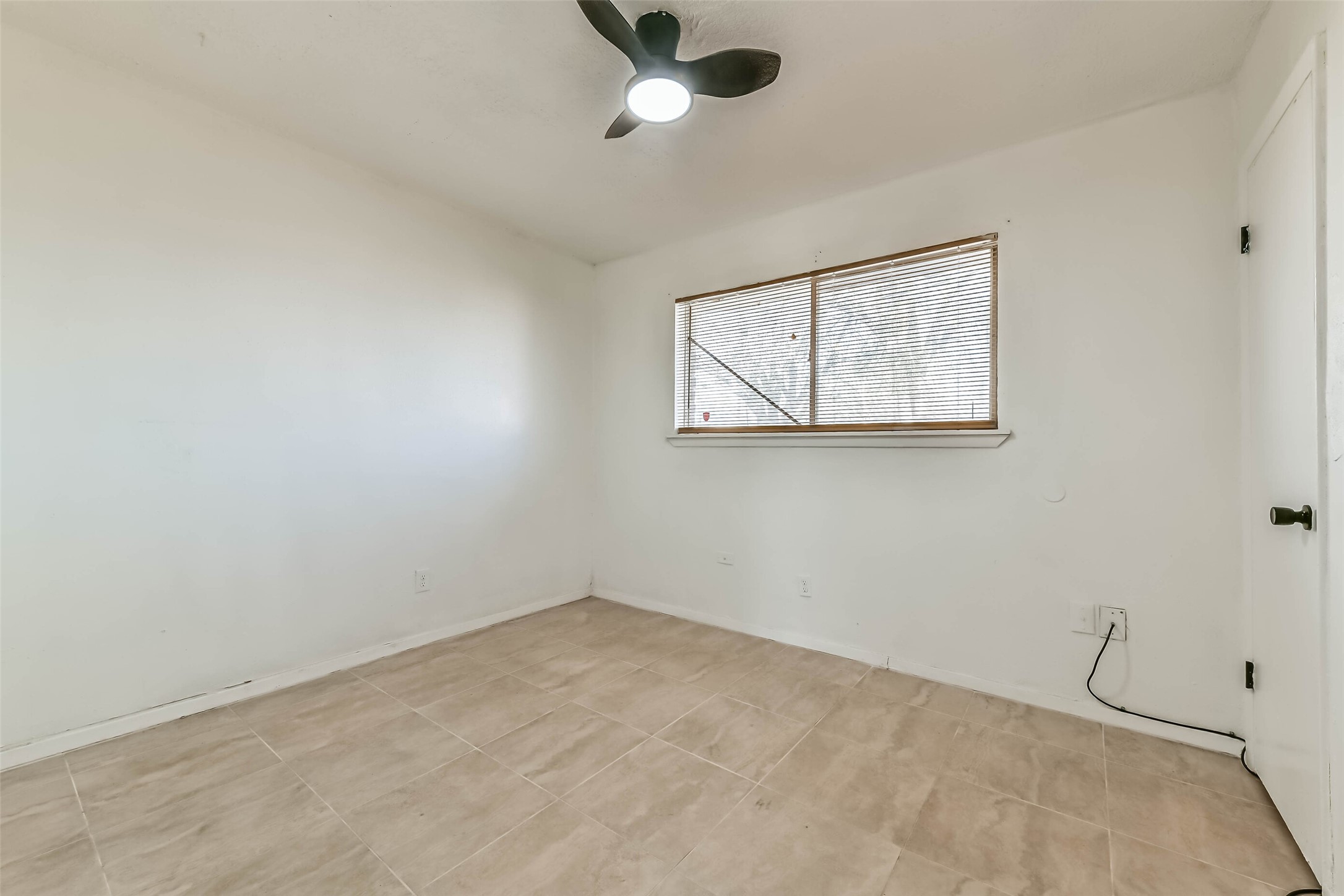 11411 Murr Way Houston, TX 77048 - Photo 13 of 21