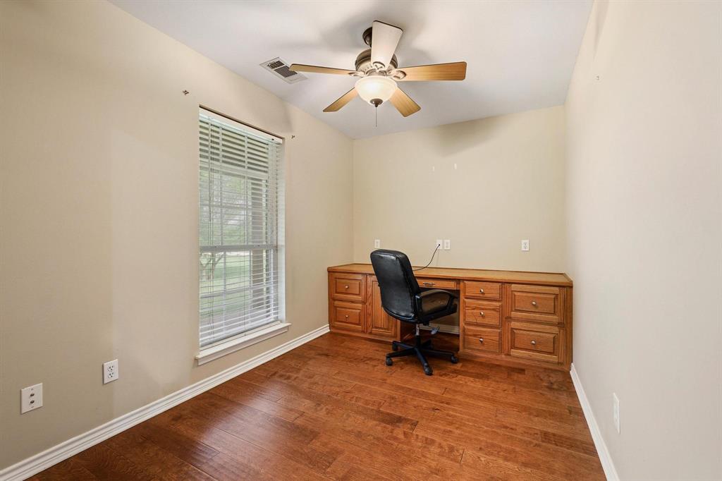 386 Scoggins Road Tioga, TX 76271 - Photo 19 of 30 a view of workspace with lounge chair