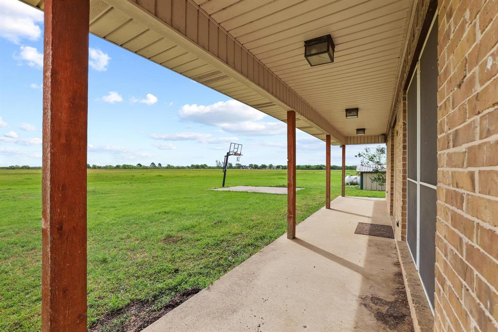 386 Scoggins Road Tioga, TX 76271 - Photo 25 of 30