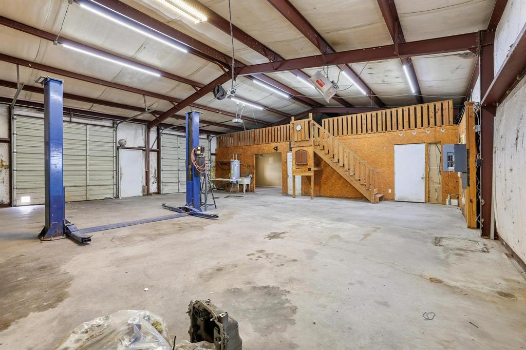 386 Scoggins Road Tioga, TX 76271 - Photo 30 of 30 a view of empty room