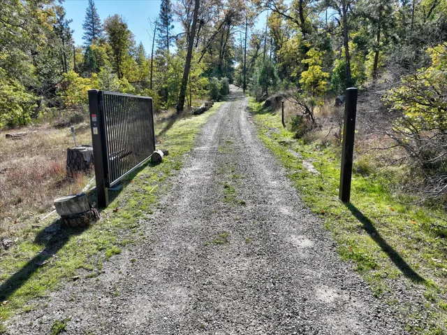 $1,095,000 | 59484 Cascadel Road, North Fork, CA 93643