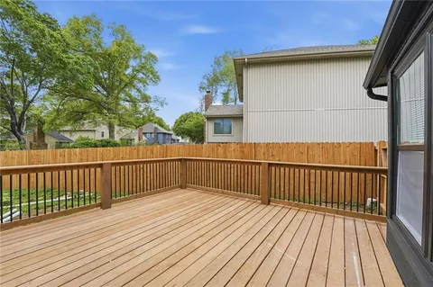 $459,990 | 10442 Century Lane, Lenexa, KS 66215