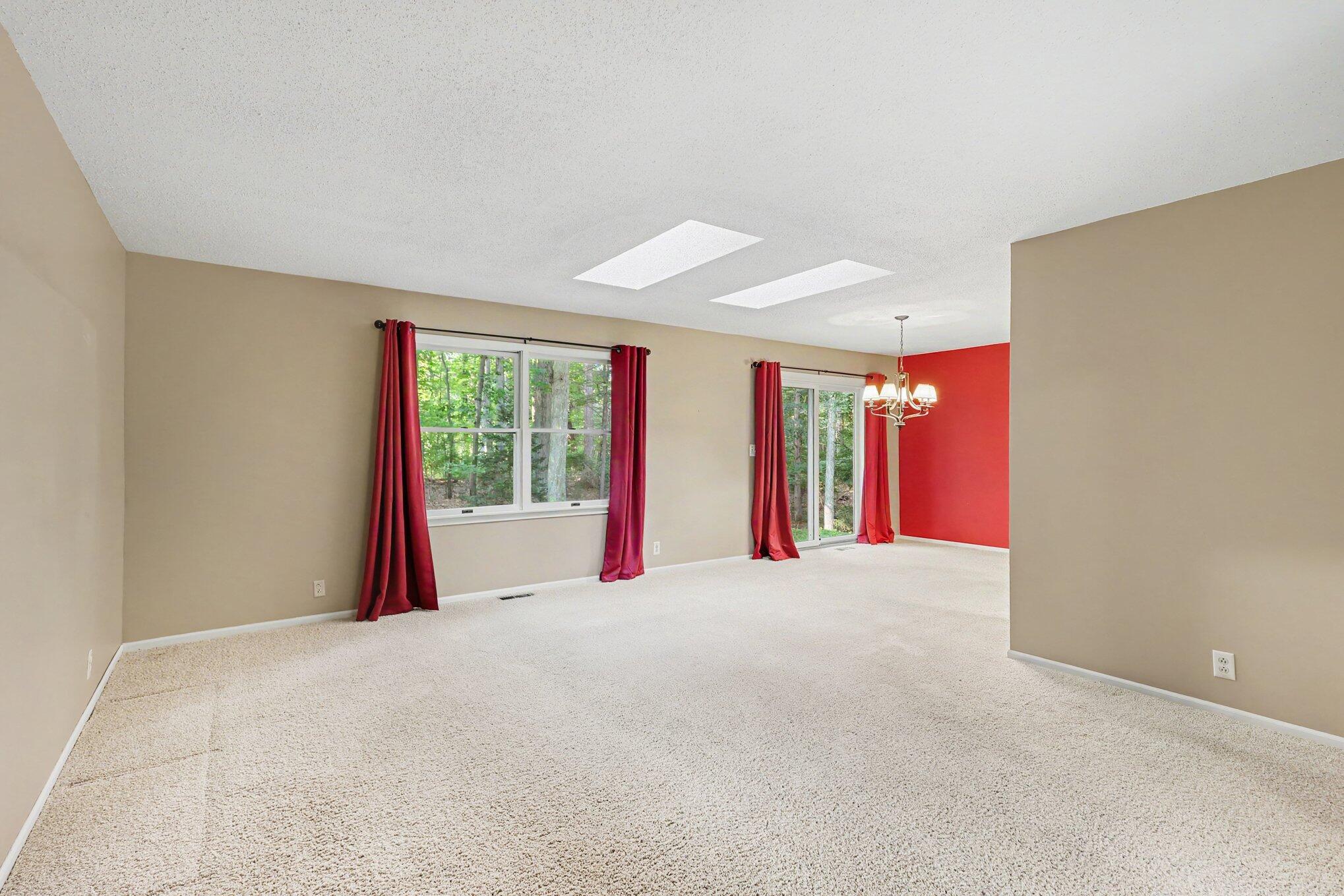18796 North Fruitport Road Spring Lake, MI 49456 - Photo 6 of 39 007_file_7331