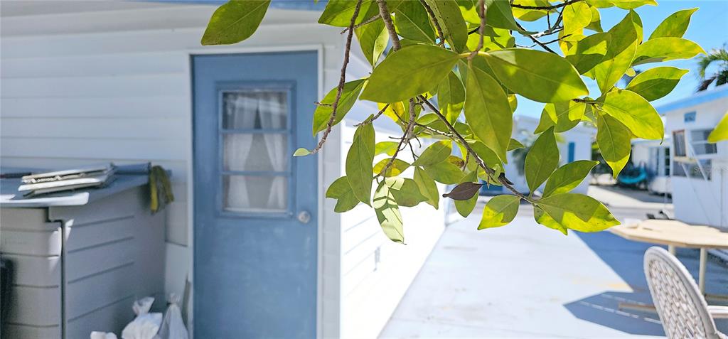 10315 Cortez Road West, Unit 714 Bradenton, FL 34210 - Photo 17 of 26 a view of entryway