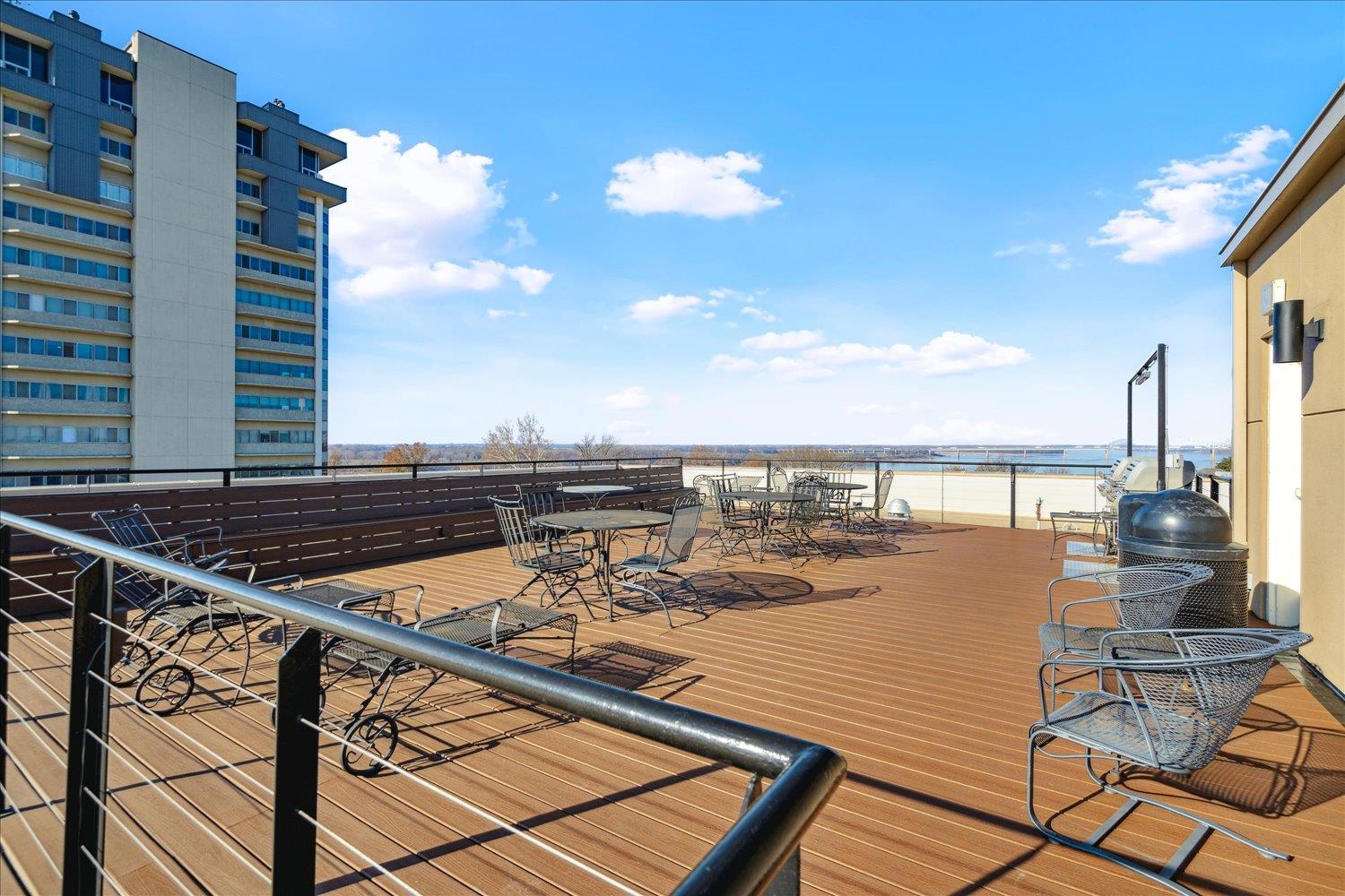 648 Riverside Drive, Unit 411 Memphis, TN 38103 - Photo 24 of 32 a view of a terrace with chairs