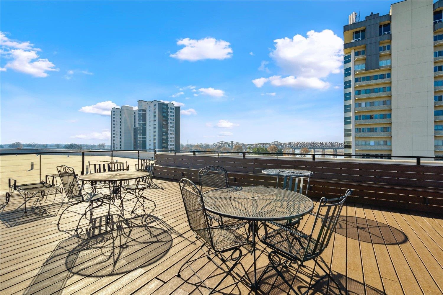 648 Riverside Drive, Unit 411 Memphis, TN 38103 - Photo 25 of 32 a terrace with outdoor seating and city view