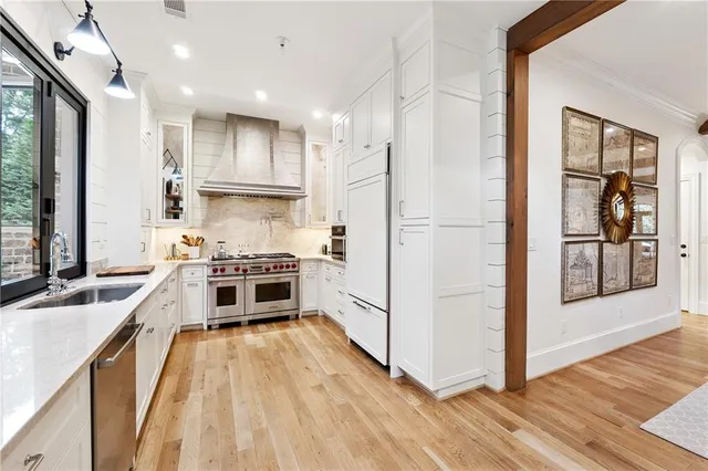 $2,500,000 | 4279 East Brookhaven Drive Northeast, Atlanta, GA 30319