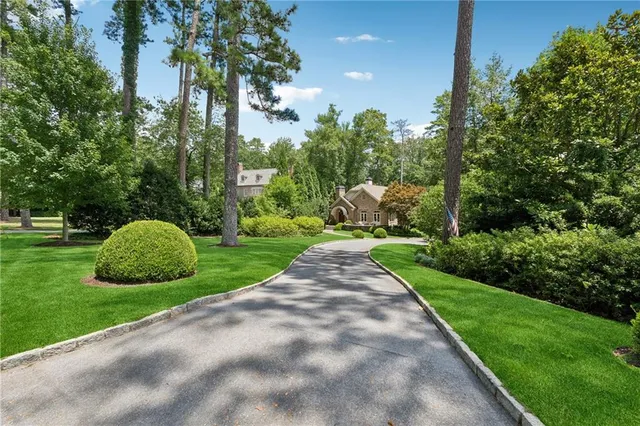 $2,500,000 | 4279 East Brookhaven Drive Northeast, Atlanta, GA 30319