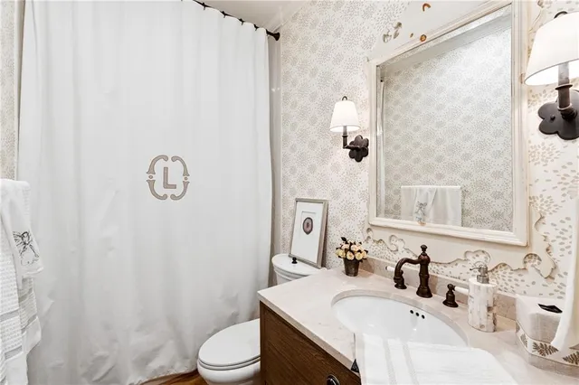 $2,500,000 | 4279 East Brookhaven Drive Northeast, Atlanta, GA 30319