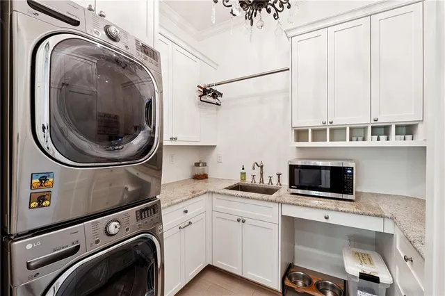 $2,500,000 | 4279 East Brookhaven Drive Northeast, Atlanta, GA 30319