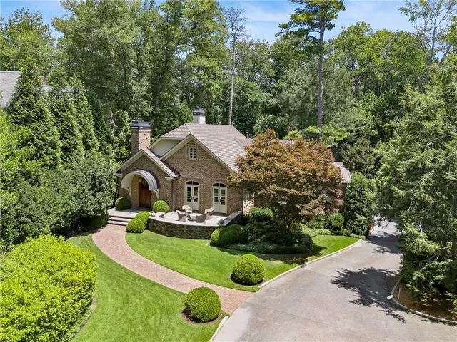 $2,500,000 | 4279 East Brookhaven Drive Northeast, Atlanta, GA 30319