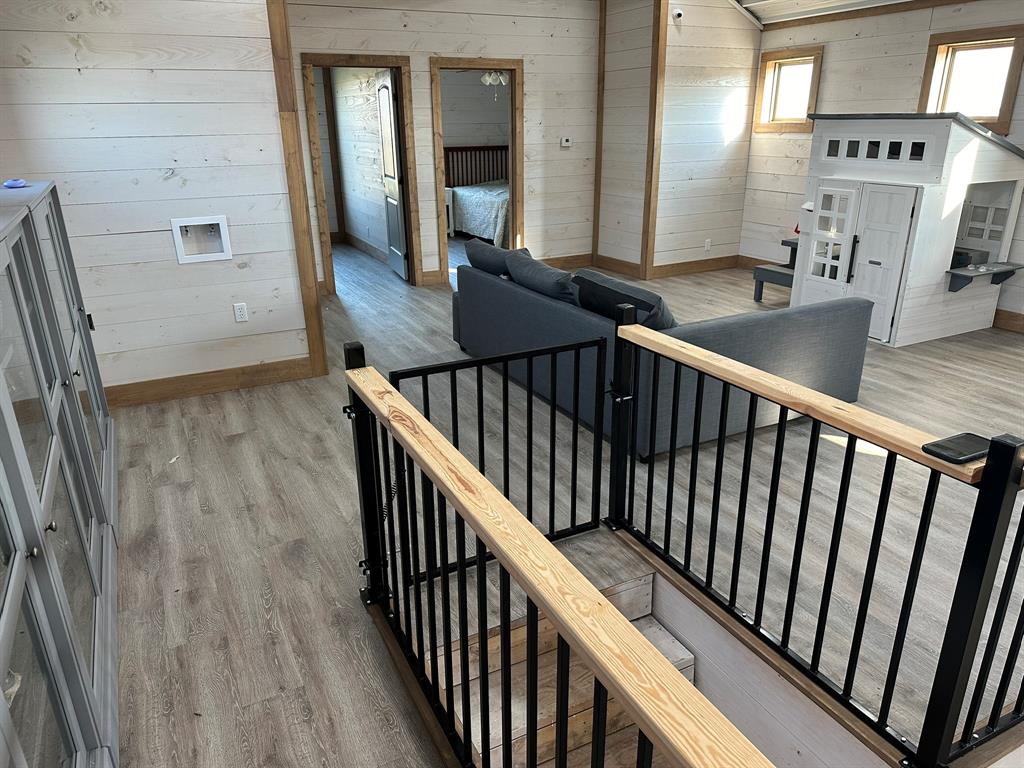 511 John Davis Road Italy, TX 76651 - Photo 37 of 40 a view of gallery with wooden floor