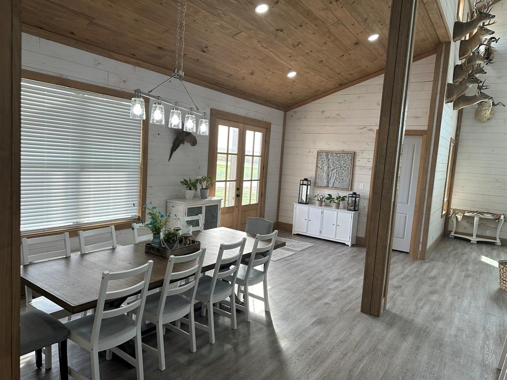 511 John Davis Road Italy, TX 76651 - Photo 5 of 40 a view of a dining room with furniture and window
