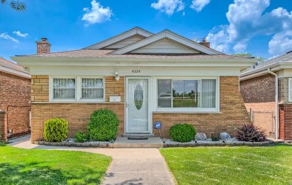 $309,000 | 4524 1st Avenue, Lyons, IL 60534