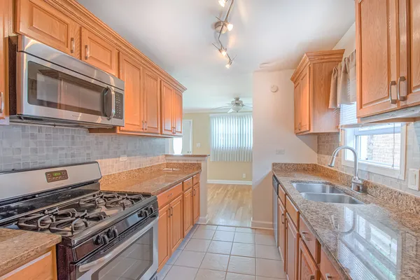 $309,000 | 4524 1st Avenue, Lyons, IL 60534