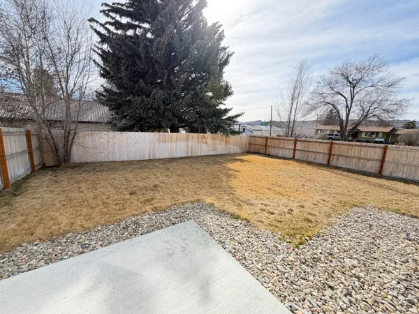 $629,000 | 5 Carey Avenue, Unit A & B, Carey, ID 83320