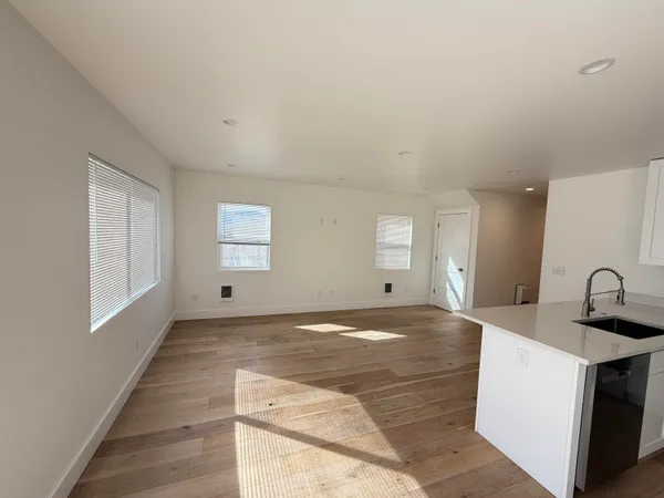 $629,000 | 5 Carey Avenue, Unit A & B, Carey, ID 83320