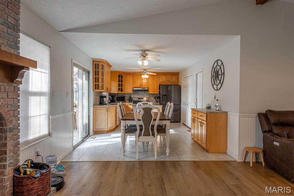 7012 Chalkstone Road Oakville, MO 63129 - Photo 12 of 48